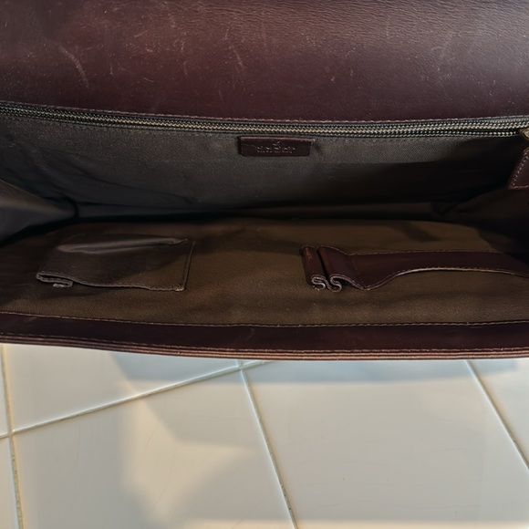 Gucci Vintage Leather Briefcase - Picture 9 of 14